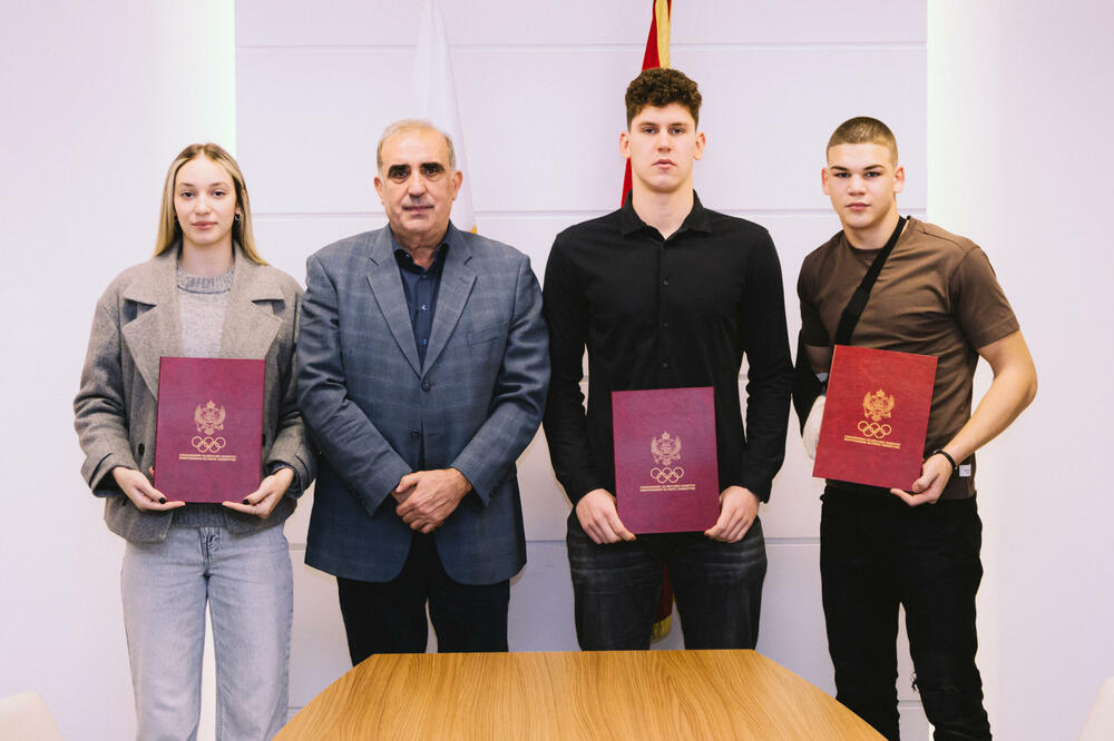 COK stipendije za Martinu, Strahinju i Matiju