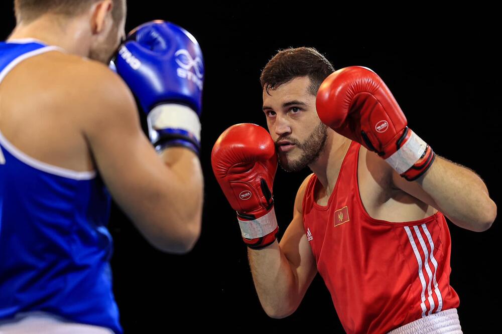 Crnogorski kapiten Petar Marčić nije sudijama ostavio prostora - Belgijanca bacao dva puta