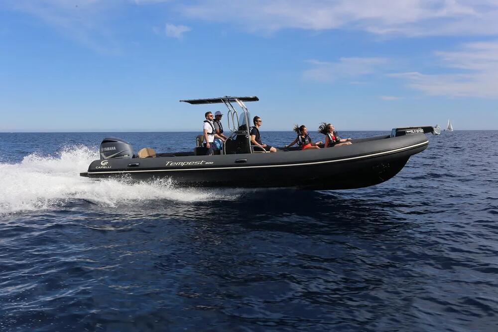 Davali i vozila i plovila: Uprava za državnu imovinu obogatila vozni park više ministarstava i uprava