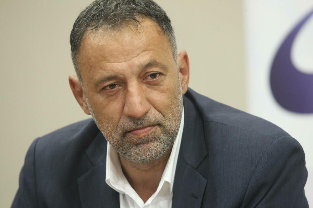 Divac operisan nakon saobraćajne nezgode