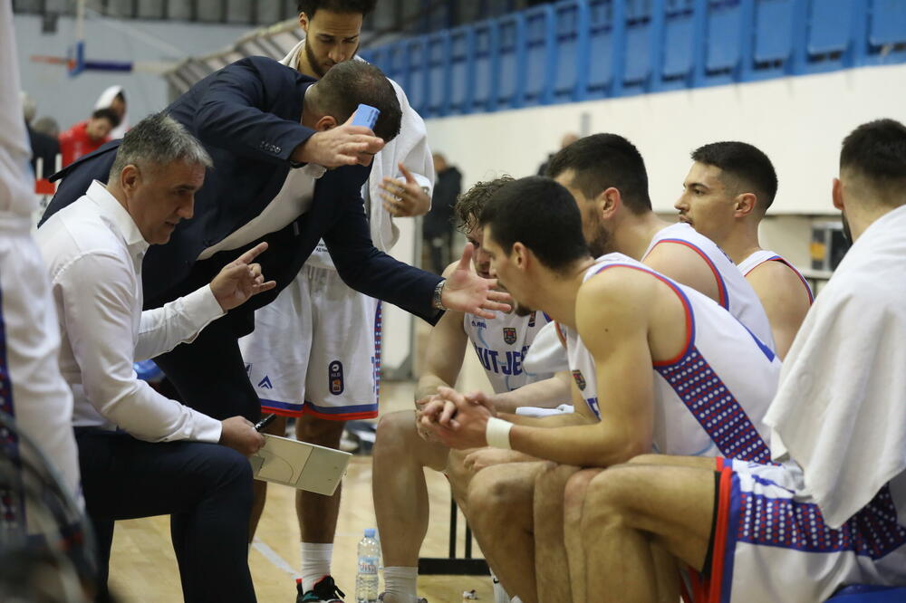 Dragan Bajić više nije trener Sutjeske, Bošković vodi ekipu, Popović predsjednik umjesto Miličića