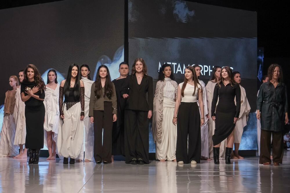 Drugo veče Fashion Weeka: Vjenčanice, toalete, ležerne haljine i odijela...