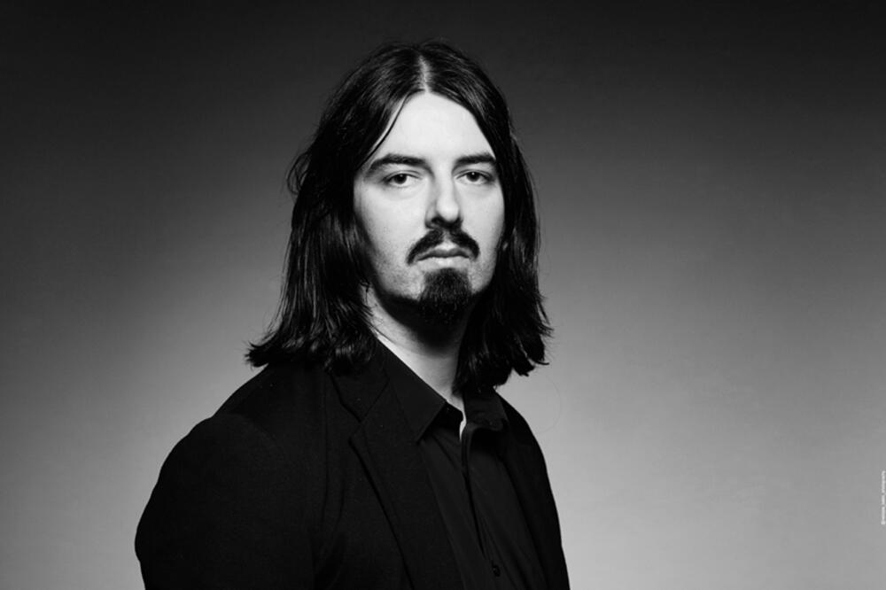 Duga i tamna noć nad Teheranom