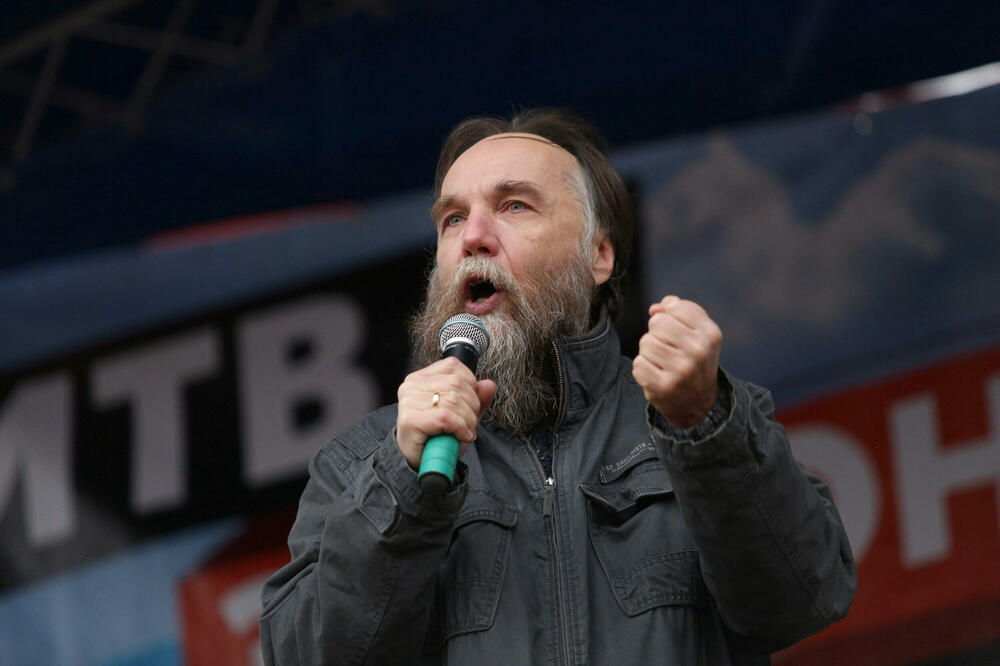 Dugin: Vučićev legitimitet je nestao