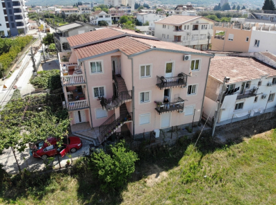 Dva dvosobna po 42m2 i dva jednosobna po 58m2, Šušanj, Bar