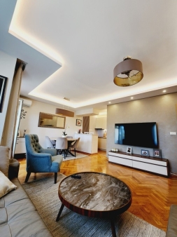 Dvosoban renoviran stan 84m2, Zagorič, Cijevna Komerc