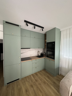 Dvosoban stan, 64m2, Cetinje, Prodaja