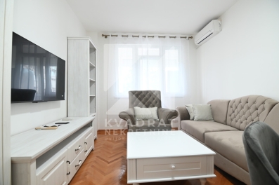 Dvosoban stan 75m2, Drač - IZDAVANJE