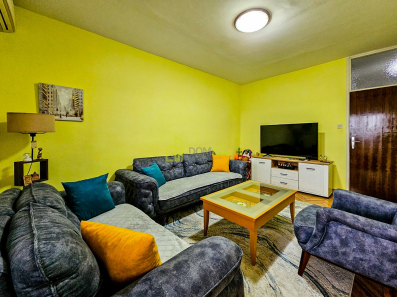 Dvosoban stan 85m2, Pobrežje