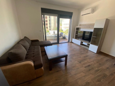 Dvosoban Stan (71 m²) u Centru Bara – Period 01.10.2024. - 31.05.2025.