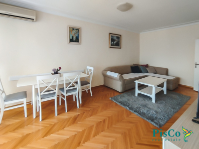 Dvosoban stan u strogom centru grada 65m2