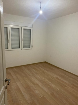 Dvosoban stan za izdavanje, Konik, Podgorica