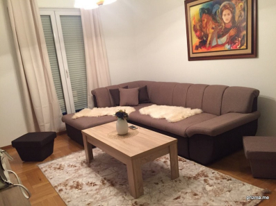 Dvosoban stan,Krivi most