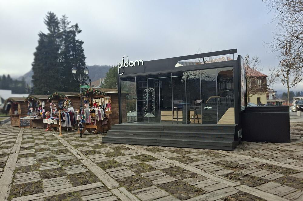 E-cigarete usred Božićnog bazara: Opština Kolašin prekršila sopstvena pravila