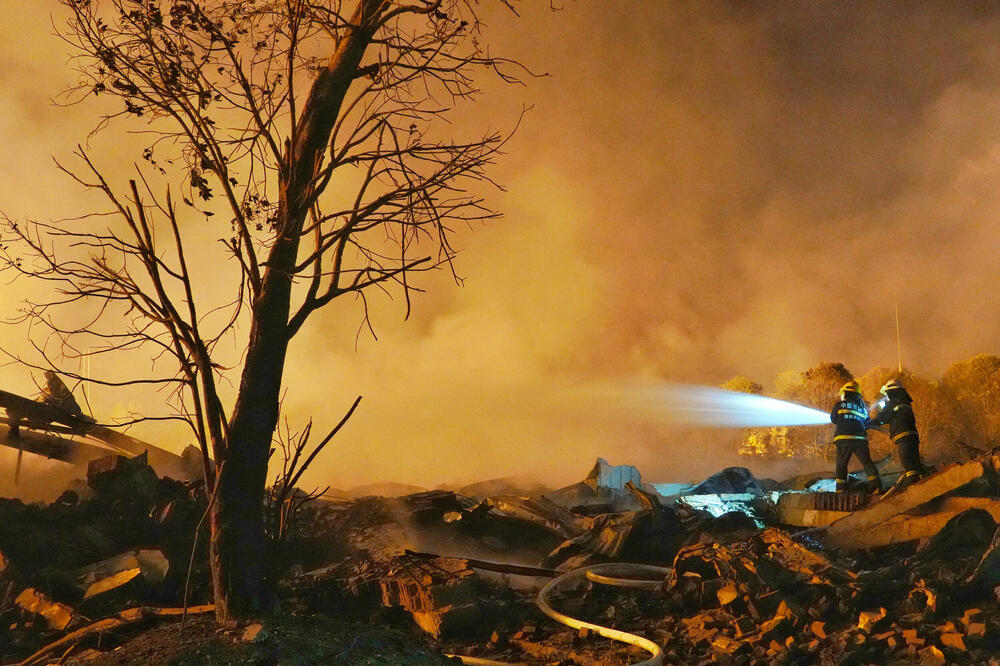 Eksplozija u fabrici vatrometa u Kini, poginulo najmanje 26 osoba