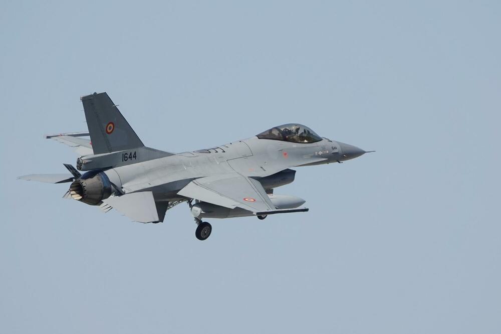 Estonske vlasti: Rumunski avion F16 oborio navodni ukrajinski dron na jugu Estonije