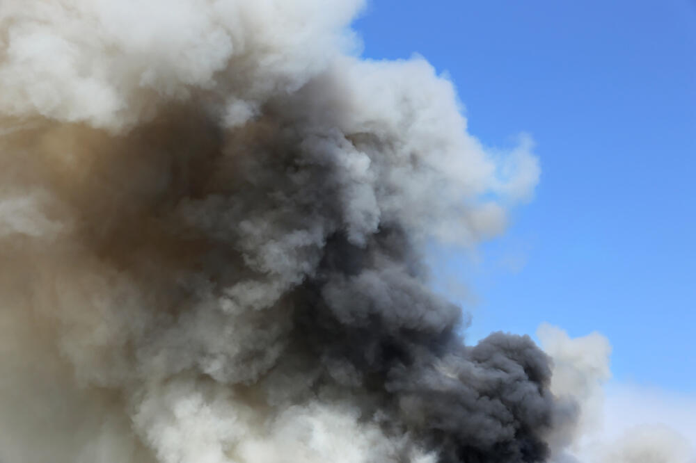 Evakuacija hotela u Parizu zbog požara