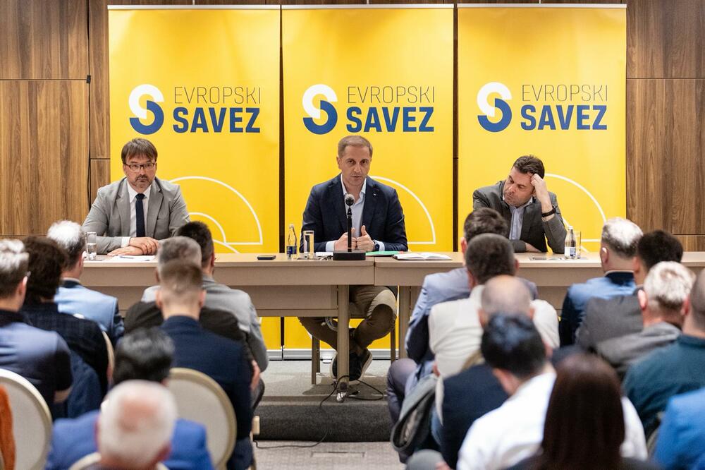 Evropski savez: Krećemo u terensku kampanju, predvodićemo političke promjene u Crnoj Gori