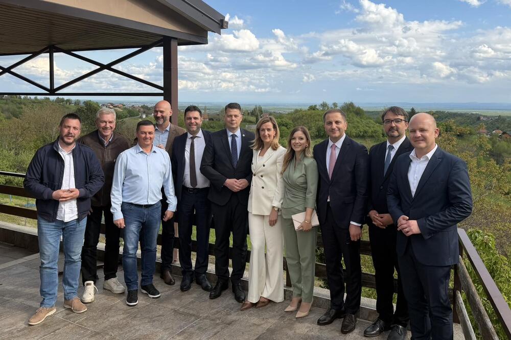 Evropski savez sa čelnicima SDP Hrvatske: Uvešćemo u EU Crnu Goru oslobođenu ruskog i Vučićevog uticaja