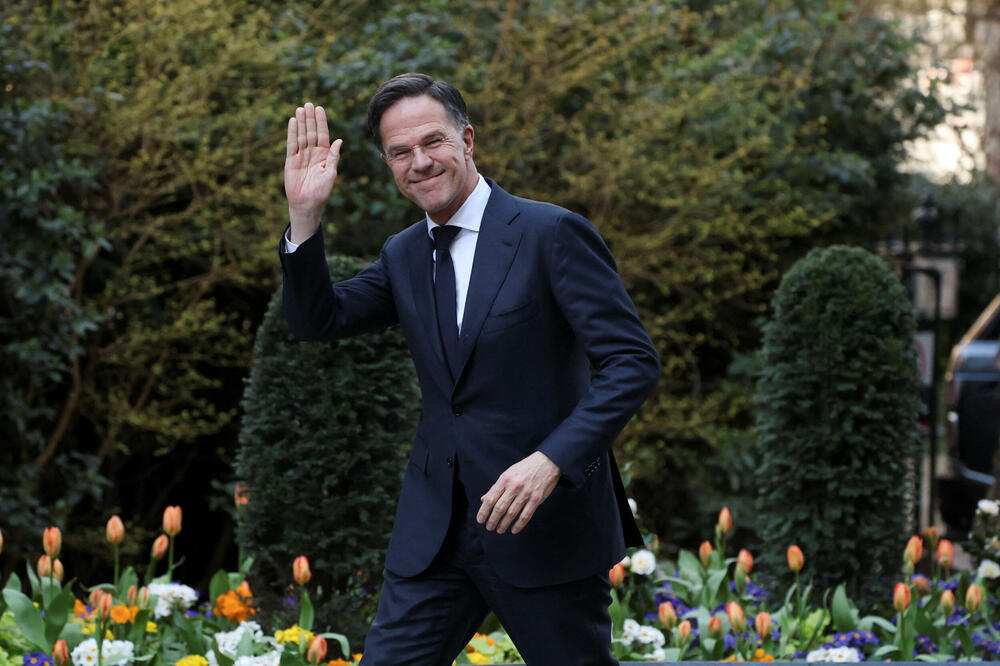 Fajnenšel tajms: Šef NATO razljutio Evropu podrškom Trampovom ratu u Iranu