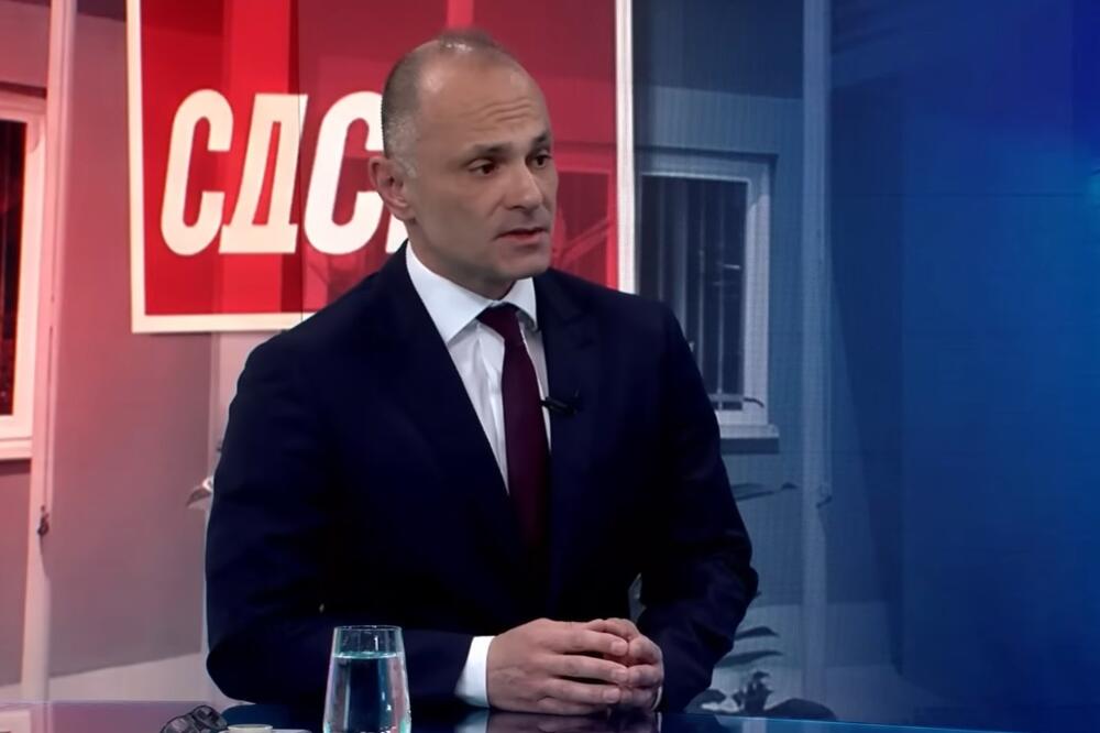 Filipče: Orban, Vučić i Mickoski su kao ruske "babuške", prvi je pao, sada su na redu ova dvojica