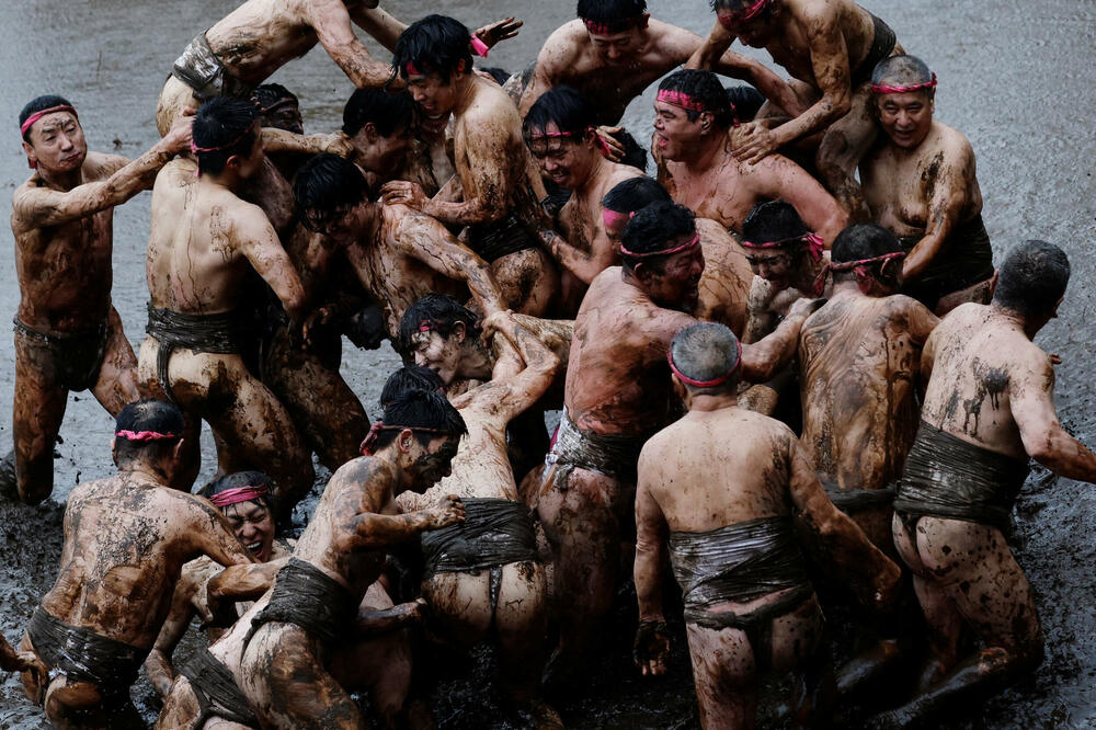 FOTO: Japanci rvanjem čuvaju vjekovnu tradiciju