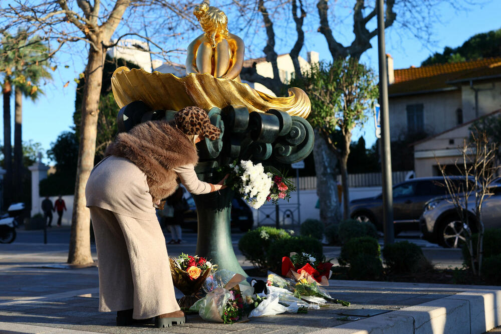 Francuska odaje počast Brižit Bardo