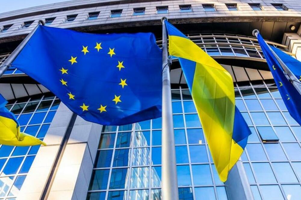 Francuski politikolog: Pominjanjem brzog ulaska u EU, mirovni plan stvara lažnu nadu Ukrajincima