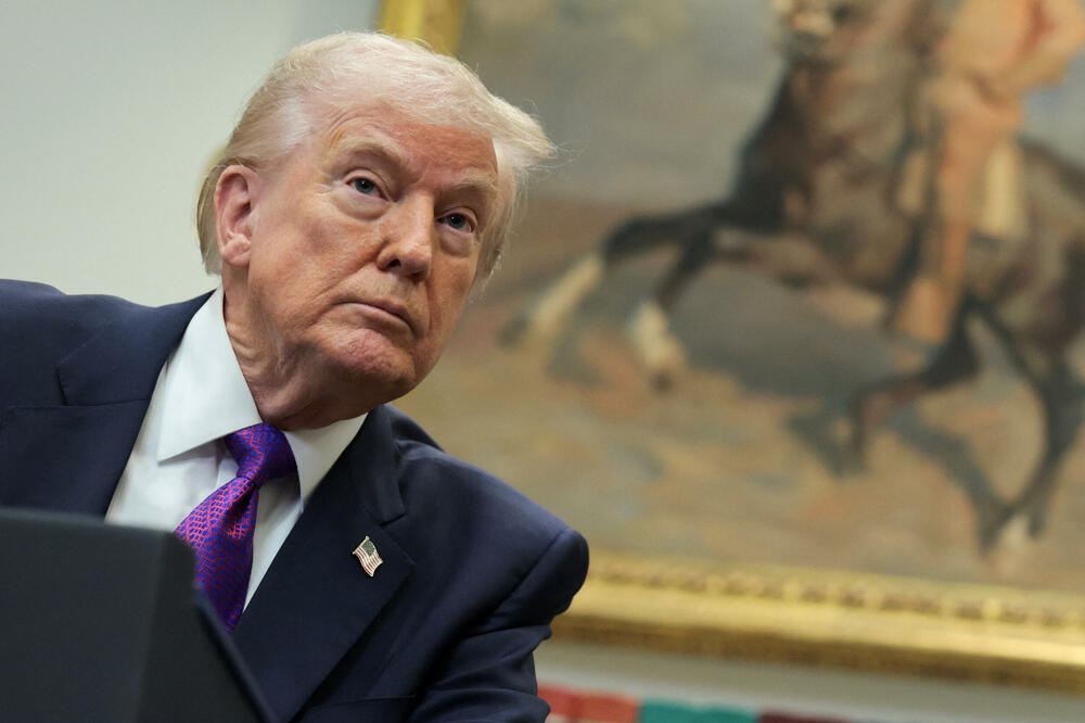 FT: Tramp planira da ublaži neke carine na robu od čelika i aluminijuma