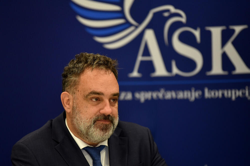 Funkcioneri da plate više od 50.000 eura: Vršilac dužnosti direktora Dušan Drakić o radu ASK-a tokom prošle godine