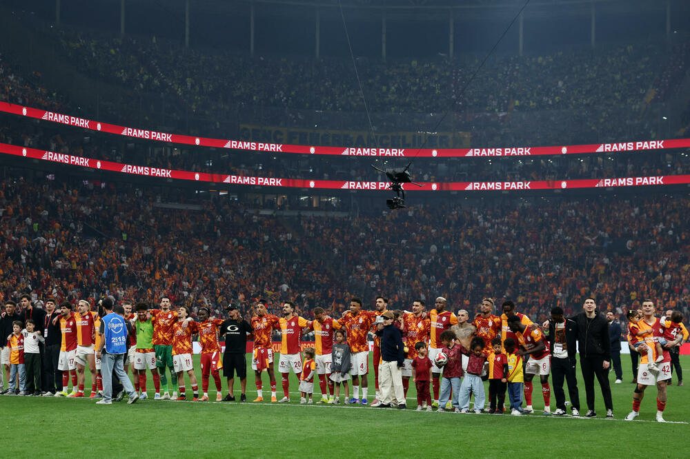 Galatasaraj poručio sudijama: Vidimo šta radite, vidimo zlo u vama