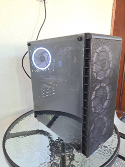 Gaming PC RTX3060 kao nov i gratis monitor