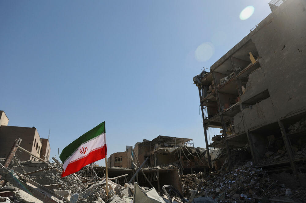 Gardijan: Rat s Iranom nagovještava eru bombardovanja uz pomoć vještačke inteligencije, bržeg od "brzine misli"