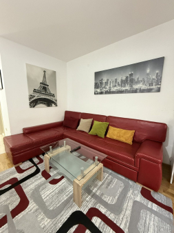 Garsonjera 30m2 - Podgorica - Zagorič Zgrada Zetagradnje