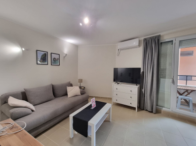 Garsonjera sa garaznim mestom,Becici (NA DUZI PERIOD)