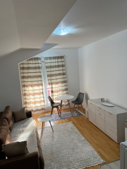 Garsonjera za izdavanje na Zabjelu