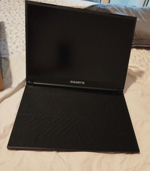 Gigabyte G6 - Lap top