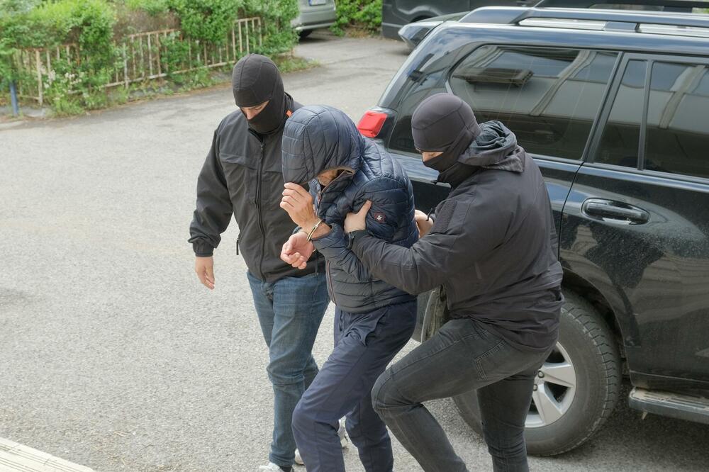 Glave došli i Šaranoviću: Više osoba uhapšeno u akciji Specijalnog policijskog odjeljenja