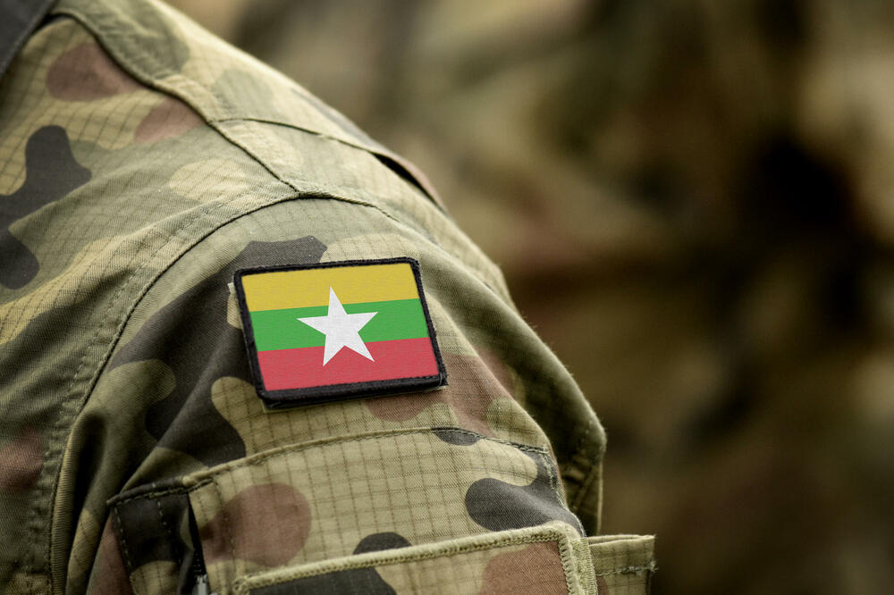 Grupe otpora i mediji: Više od 20 ljudi poginulo u napadu mjanmarske vojske na trgovinski centar