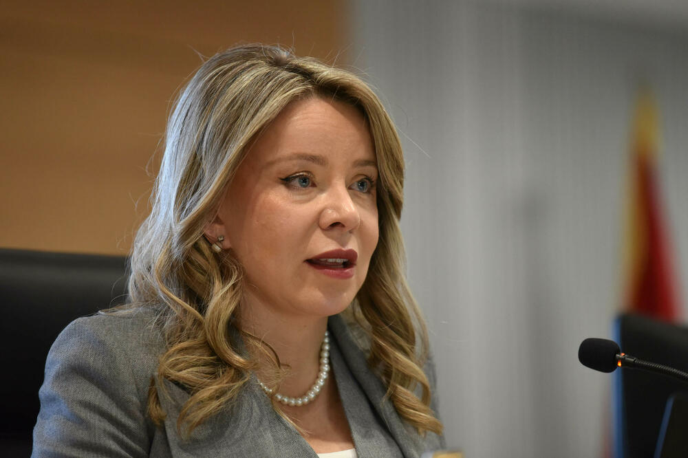 Guvernerki plata veća i do 2.000 eura