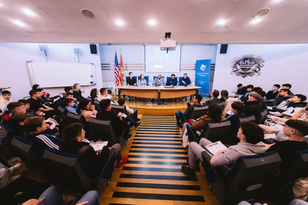 Happy 250th, America: Budućnost Voli dio March Madness događaja u Američkom uglu