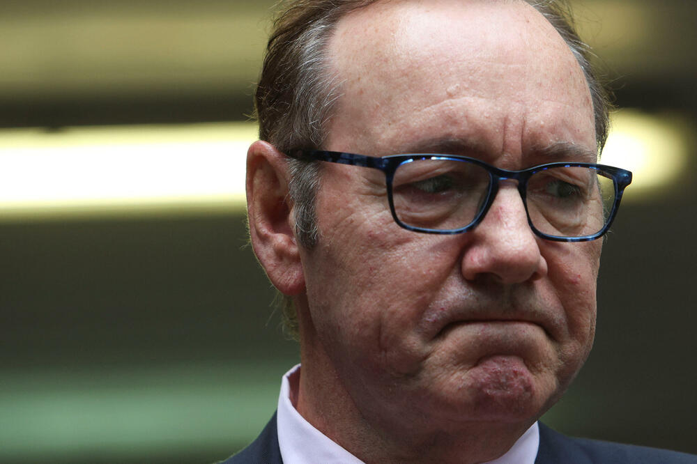 "House of Cards" produkcija bi da naplati gubitke nastale zbog Kevina Spejsija