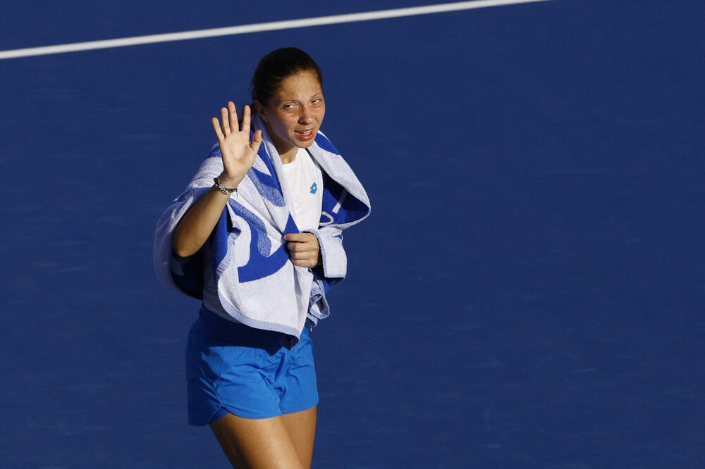 Hrvatica koristi poziciju "laki luzera", preko Ribaline do četvrtfinala Dubaija