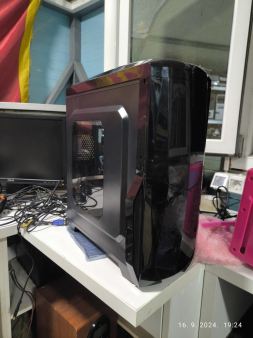 I5 GEJMER HITNO (6400, 8GB, RX 580, SSD..)