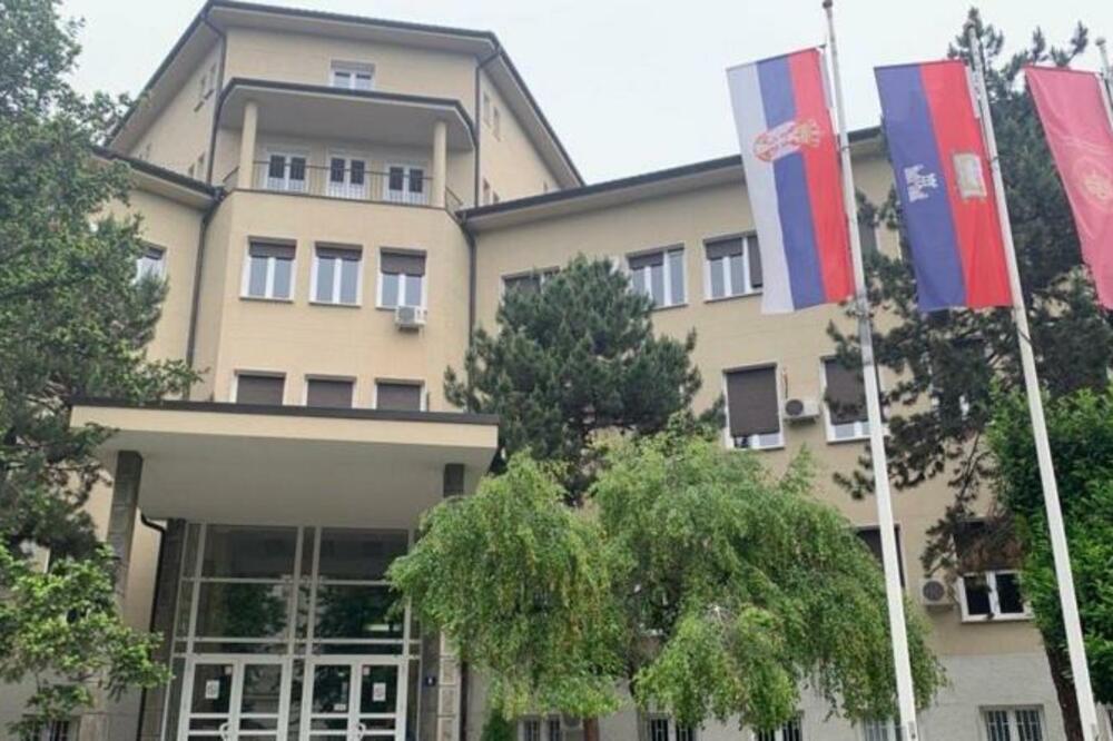 Incidenti na izborima na Medicinskom fakultetu u Beogradu: Zašto je važan Studentski parlament