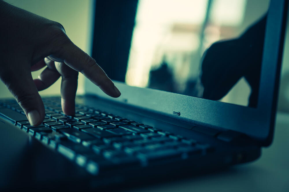 Italija izručuje hakera iz Kine kojeg traže američke vlasti