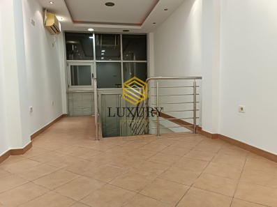 Izadavanje,poslovni prostor,Pg-Centar