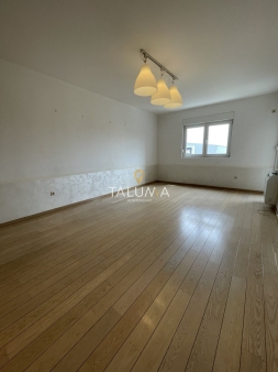 Izdaje se dvosoban stan 76m2, City kvart | ID: S 331