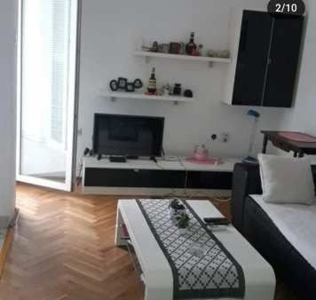 Izdaje se dvosoban stan Stari Aerodrom