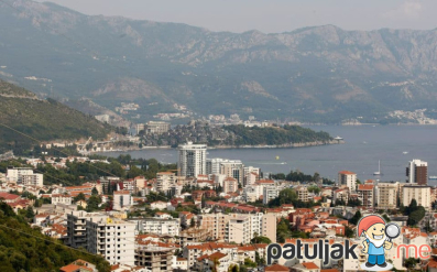 Izdaje se garsonjera Budva